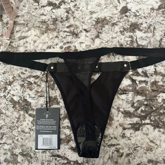 NWT Thistle & Spire chamber faux leather buckle logo thong bondage lingerie - Picture 5 of 6